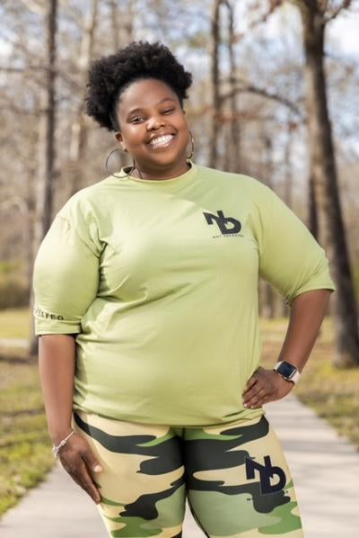 OLIVE GREEN T-SHIRT & CAMO LEGGIN SET